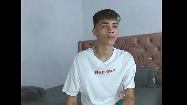 Snapshot of ALEXX_BOOY chatting on 24, 11, 2025 ALEXX BOOY online show from 24, 11, 2025