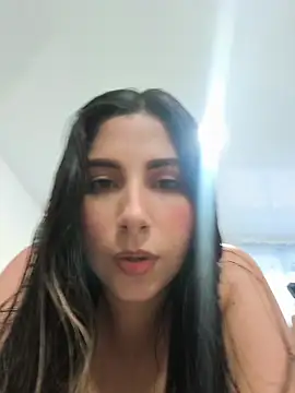 Snapshot of Catalina_ramos chatting on 4, 5, 2026 Catalina ramos online show from 4, 5, 2026