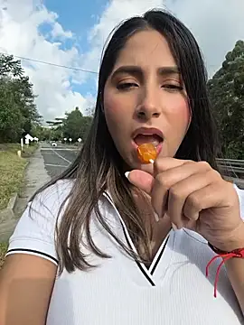 Snapshot of Catalina_ramos chatting on 21, 6, 2026 Catalina ramos online show from 21, 6, 2026