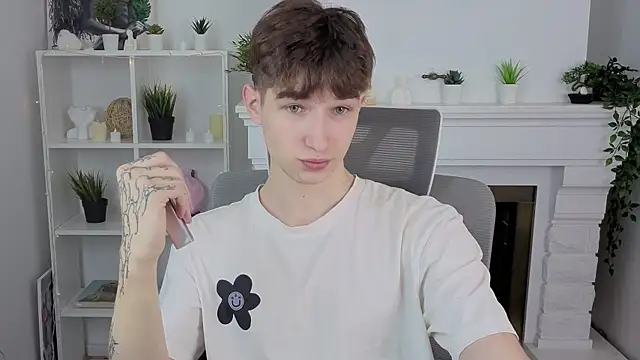 Maxwellchiik online show from 26, 11, 2025