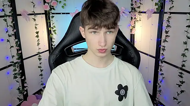 Maxwellchiik online show from 29, 11, 2025