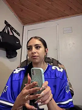 Hilary pink10 online show from 25, 11, 2025