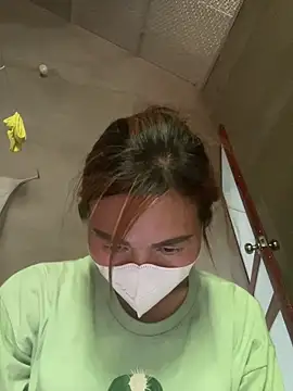 meganmeo online show from 15, 4, 2026