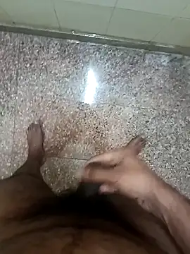 Snapshot of ray_buny chatting on 1, 2, 2026 ray buny online show from 1, 2, 2026