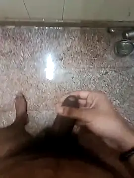 Snapshot of ray_buny chatting on 8, 2, 2026 ray buny online show from 8, 2, 2026