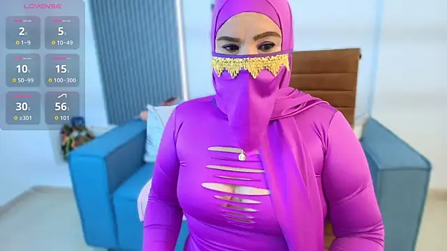 Snapshot of Sashaa_Elitee chatting on 25, 11, 2025 Sashaa Elitee online show from 25, 11, 2025