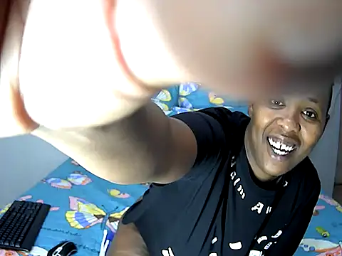 Snapshot of SexyCurves9 chatting on 28, 11, 2025 SexyCurves9 online show from 28, 11, 2025