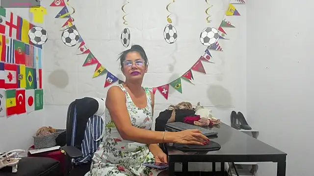 Snapshot of Miss_clarepocahose chatting on 26, 6, 2026 Miss clarepocahose online show from 26, 6, 2026