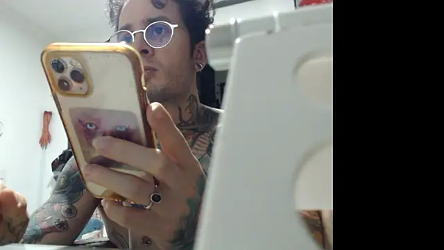 CryBoy13 online show from 18, 1, 2026