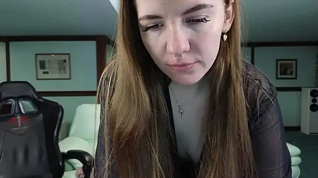 KiraRustle online show from 8, 1, 2026