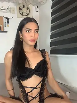 SexyPetiteAra online show from 4, 5, 2026
