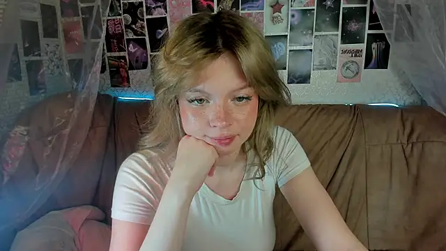 Snapshot of AlysaMeow chatting on 3, 5, 2026 AlysaMeow online show from 3, 5, 2026