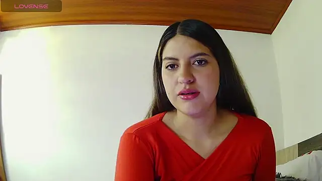 Snapshot of sophie_petit11 chatting on 1, 12, 2025 sophie petit11 online show from 1, 12, 2025