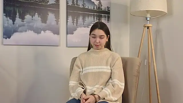 VannessaUpadhyaya online show from 26, 11, 2025