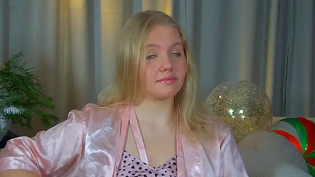 EmilyEvanse online show from 17, 12, 2025