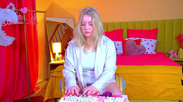 EmilyEvanse online show from 3, 3, 2026