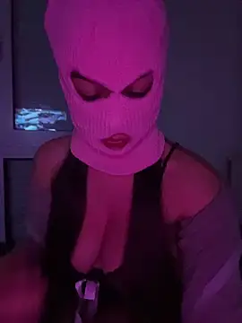 Snapshot of linaatchikita chatting on 18, 12, 2025 linaatchikita online show from 18, 12, 2025