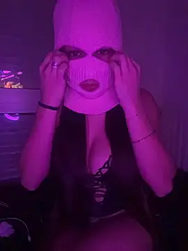 Snapshot of linaatchikita chatting on 19, 12, 2025 linaatchikita online show from 19, 12, 2025