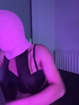 Snapshot of linaatchikita chatting on 20, 12, 2025 linaatchikita online show from 20, 12, 2025