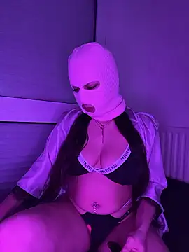 Snapshot of linaatchikita chatting on 8, 1, 2026 linaatchikita online show from 8, 1, 2026