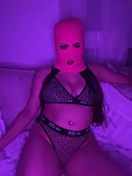 Snapshot of linaatchikita chatting on 4, 2, 2026 linaatchikita online show from 4, 2, 2026