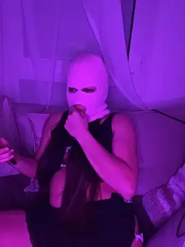 Snapshot of linaatchikita chatting on 7, 3, 2026 linaatchikita online show from 7, 3, 2026