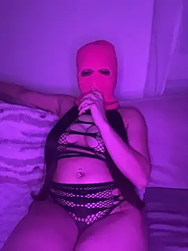 Snapshot of linaatchikita chatting on 4, 4, 2026 linaatchikita online show from 4, 4, 2026