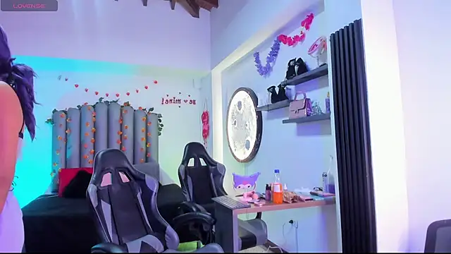 Polett Amaranta online show from 14, 4, 2026