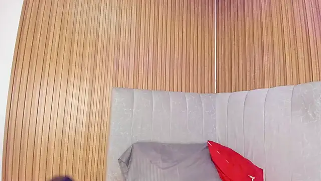 Maybeelin  online show from 29, 11, 2025