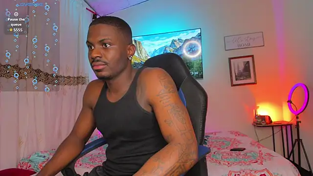 Snapshot of Ethantravis22 chatting on 25, 11, 2025 Ethantravis22 online show from 25, 11, 2025