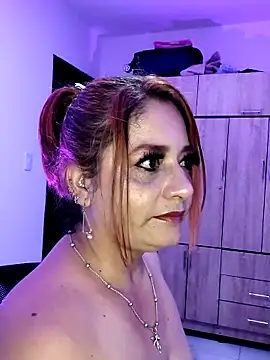 sexy ambarr online show from 5, 12, 2025