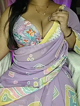 Snapshot of Curvy_Pooja chatting on 7, 7, 2026 Curvy Pooja online show from 7, 7, 2026