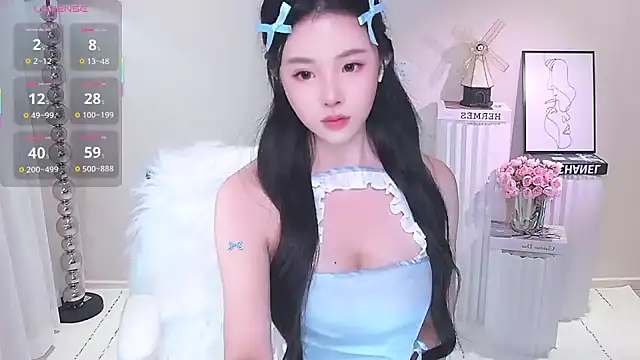 Snapshot of Persephone_2025 chatting on 16, 12, 2025 Persephone 2025 online show from 16, 12, 2025