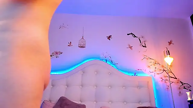 TinyBlair online show from 2, 4, 2026