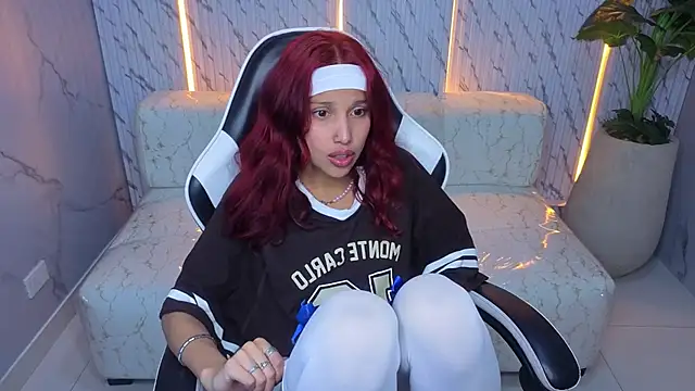 Saphire Tx online show from 14, 12, 2025