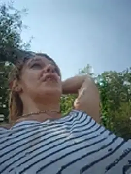 Snapshot of Horny_hippie chatting on 29, 7, 2026 Horny hippie online show from 29, 7, 2026