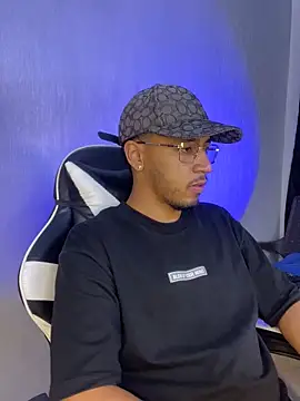 Brand Collins online show from 16, 12, 2025