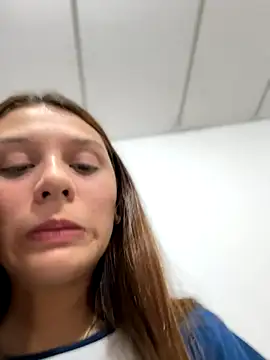 Snapshot of allisonn_parker26 chatting on 26, 11, 2025 allisonn parker26 online show from 26, 11, 2025