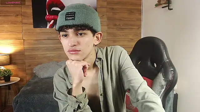 Michaelkoiv online show from 11, 4, 2026