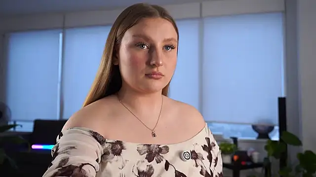 Snapshot of RemediosStrekas chatting on 3, 12, 2025 RemediosStrekas online show from 3, 12, 2025