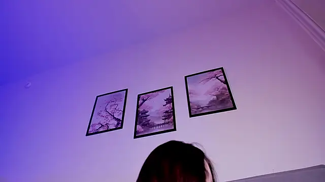 KessyLayssa online show from 7, 2, 2026