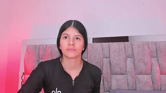 ZafiraNavarro online show from 6, 2, 2026