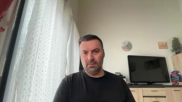 Snapshot of coolsmith81 chatting on 18, 5, 2026 coolsmith81 online show from 18, 5, 2026