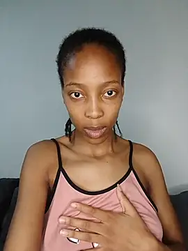 MsParisSmith online show from 28, 11, 2025