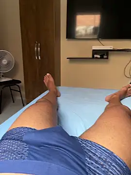 Snapshot of Reenanx chatting on 1, 12, 2025 Reenanx online show from 1, 12, 2025