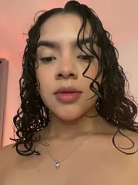 Snapshot of fluffycurls chatting on 20, 2, 2026 fluffycurls online show from 20, 2, 2026