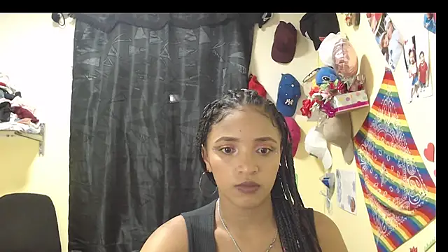 lia Hazbun online show from 3, 12, 2025