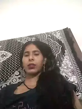 Snapshot of SassyDiy chatting on 31, 3, 2026 SassyDiy online show from 31, 3, 2026