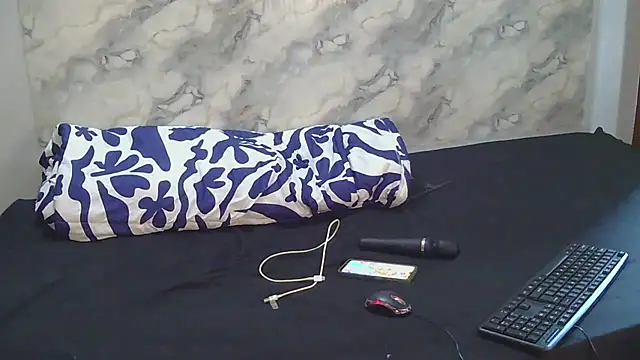 Snapshot of SexyZuluBarbie chatting on 16, 3, 2026 SexyZuluBarbie online show from 16, 3, 2026