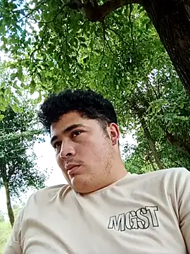 Snapshot of Elperritobb chatting on 14, 12, 2025 Elperritobb online show from 14, 12, 2025